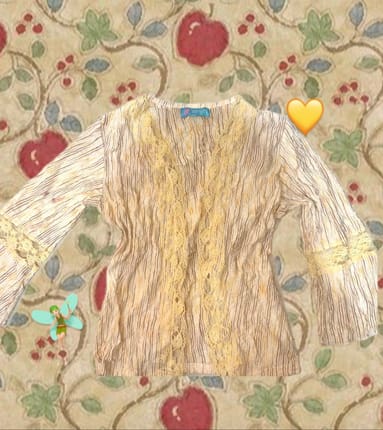 Cute fairycore/coquette outer/top🧚🏻