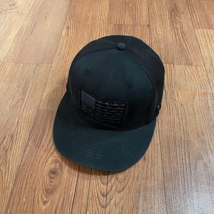 topi Columbia PFG Hat Fish American Flag Mesh Snapback Truck