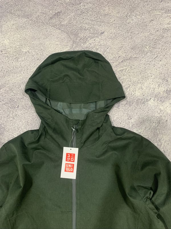 UNIQLO BLOKTECH HIJAU ARMY (Like New), foto 4