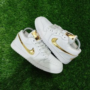 Nike Air Jordan Casual Sneakers Wanita gold white