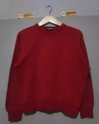 Crewneck Uniqlo Basic