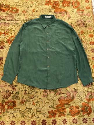 Kemeja Vintage Green colour