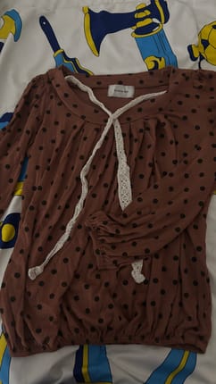 Polkadot long sleeved shirt