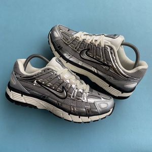 Nike Casual Sneakers Pria silver gray