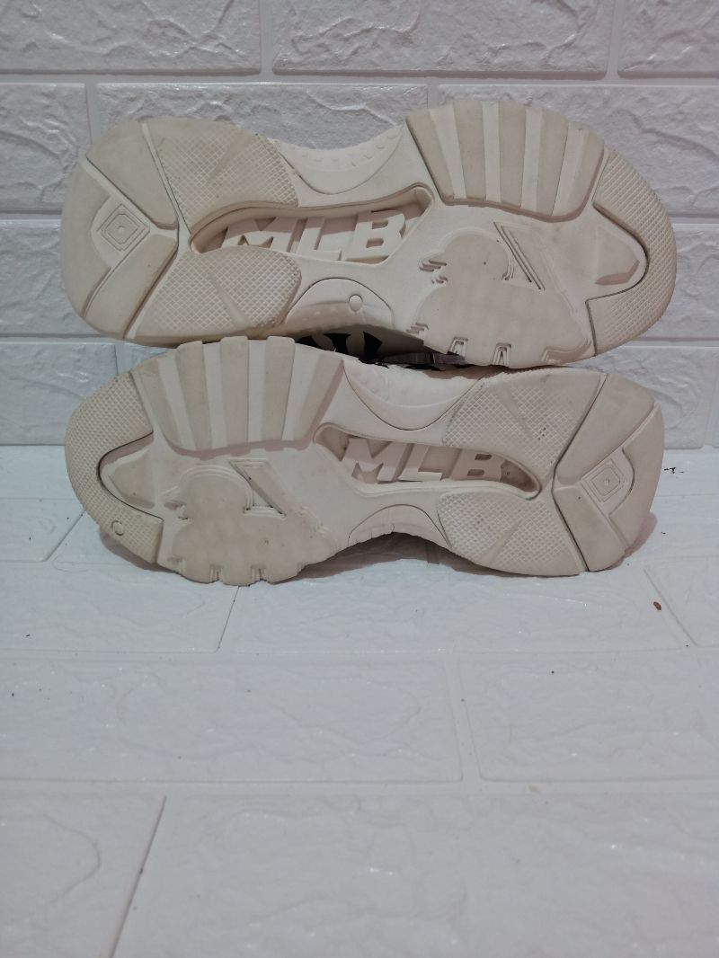 MLB Casual Sneakers Pria white black, foto 4