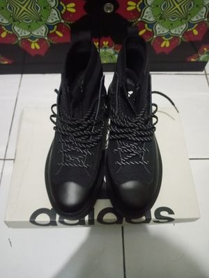 Adidas Casual Sneakers Pria black