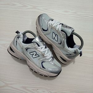 New Balance Sportswear Casual Sneakers Wanita multicolor silver