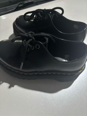 Dr. Martens Emo Coquette Boots Wanita black