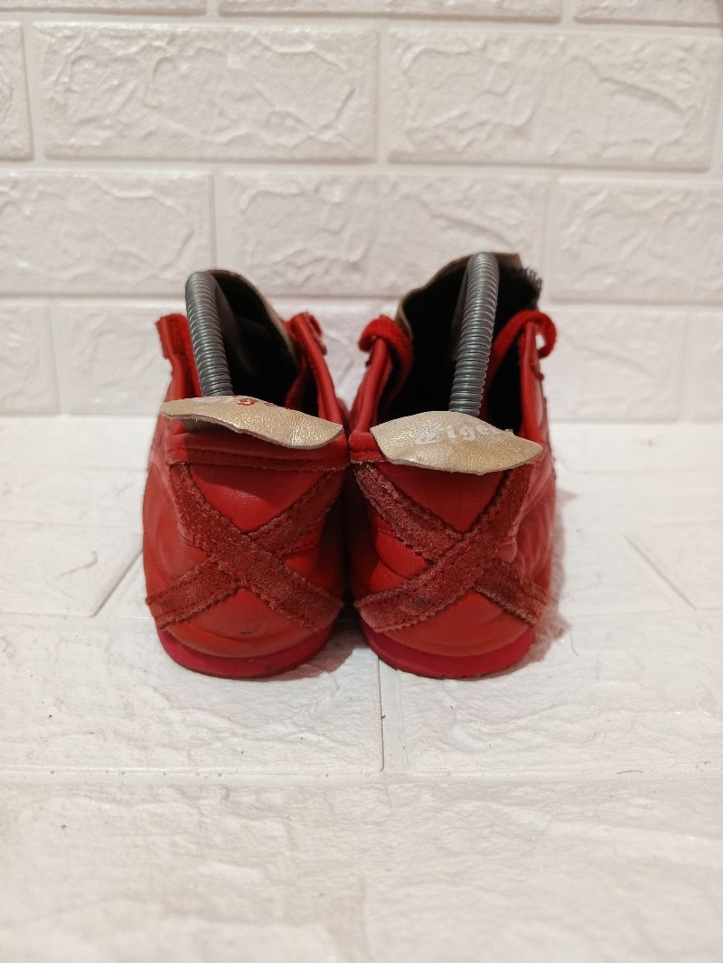 Onitsuka Tiger Casual Sneakers Pria red, foto 3