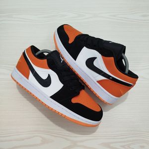 Nike Air Jordan Casual Sneakers Pria black orange