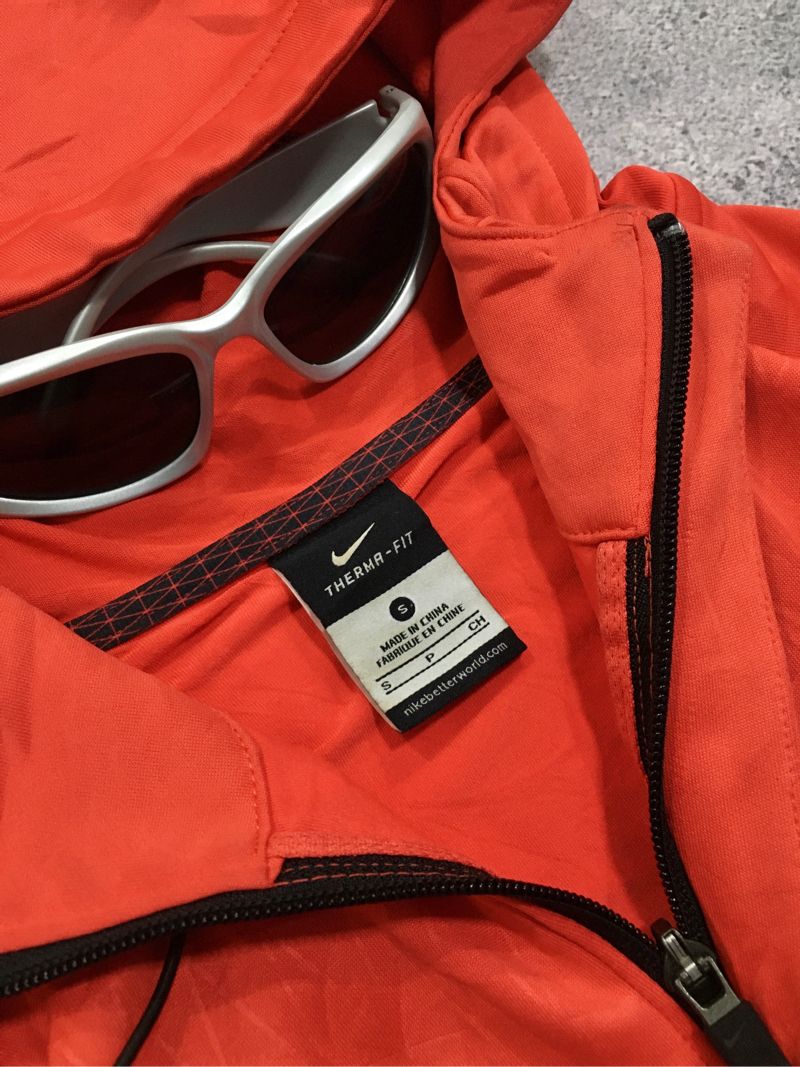 Nike Gorpcore Casual Hoody Pria red, foto 4