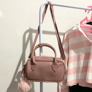 Coquette Casual Shoulder bag Wanita pink