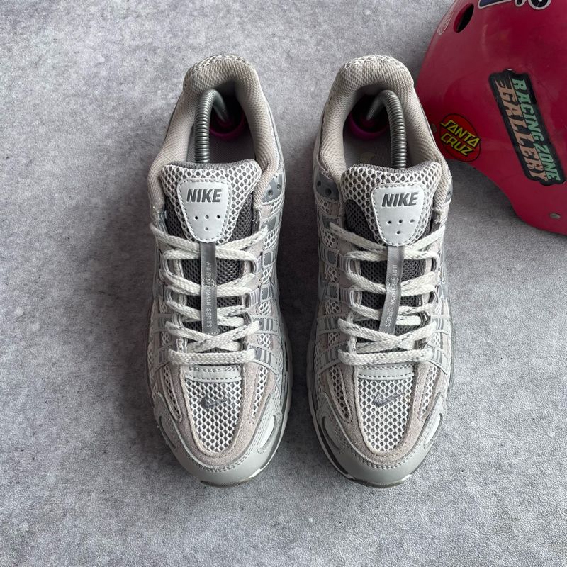 Nike Gorpcore Indie Sneakers Pria white gray, foto 3