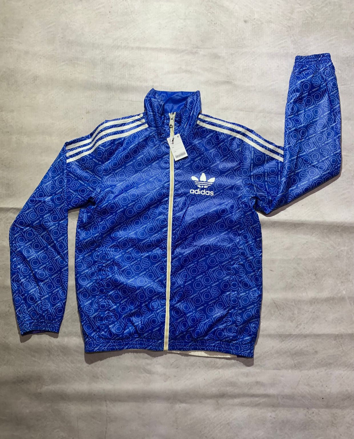 Adidas Sportswear Track jacket Pria white blue