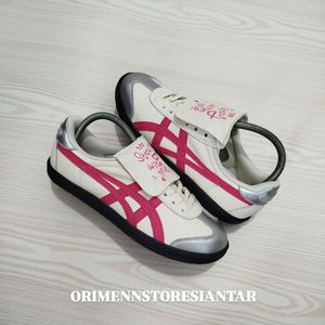 Onitsuka Tiger Casual Sneakers Wanita white pink