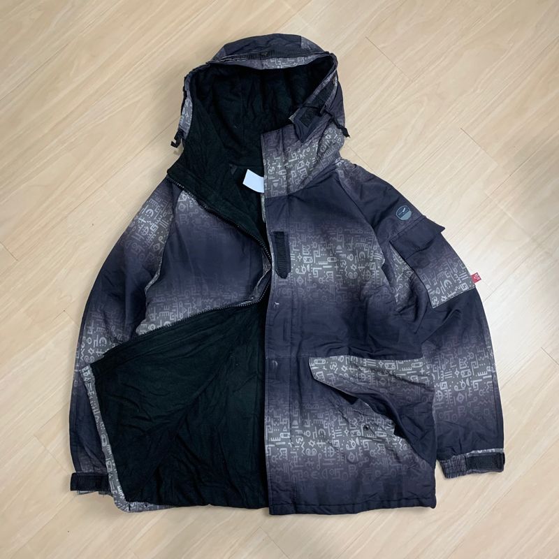 Gorpcore Puffer jacket Pria gray, foto 2