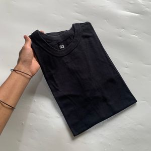 Uniqlo Streetwear T-shirt Pria black