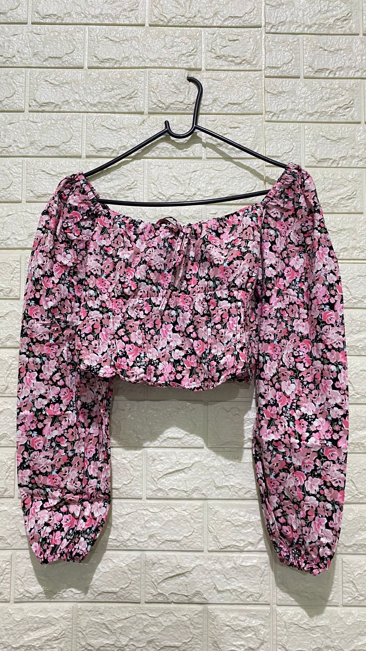 COLORBOX Crop top Wanita pink black