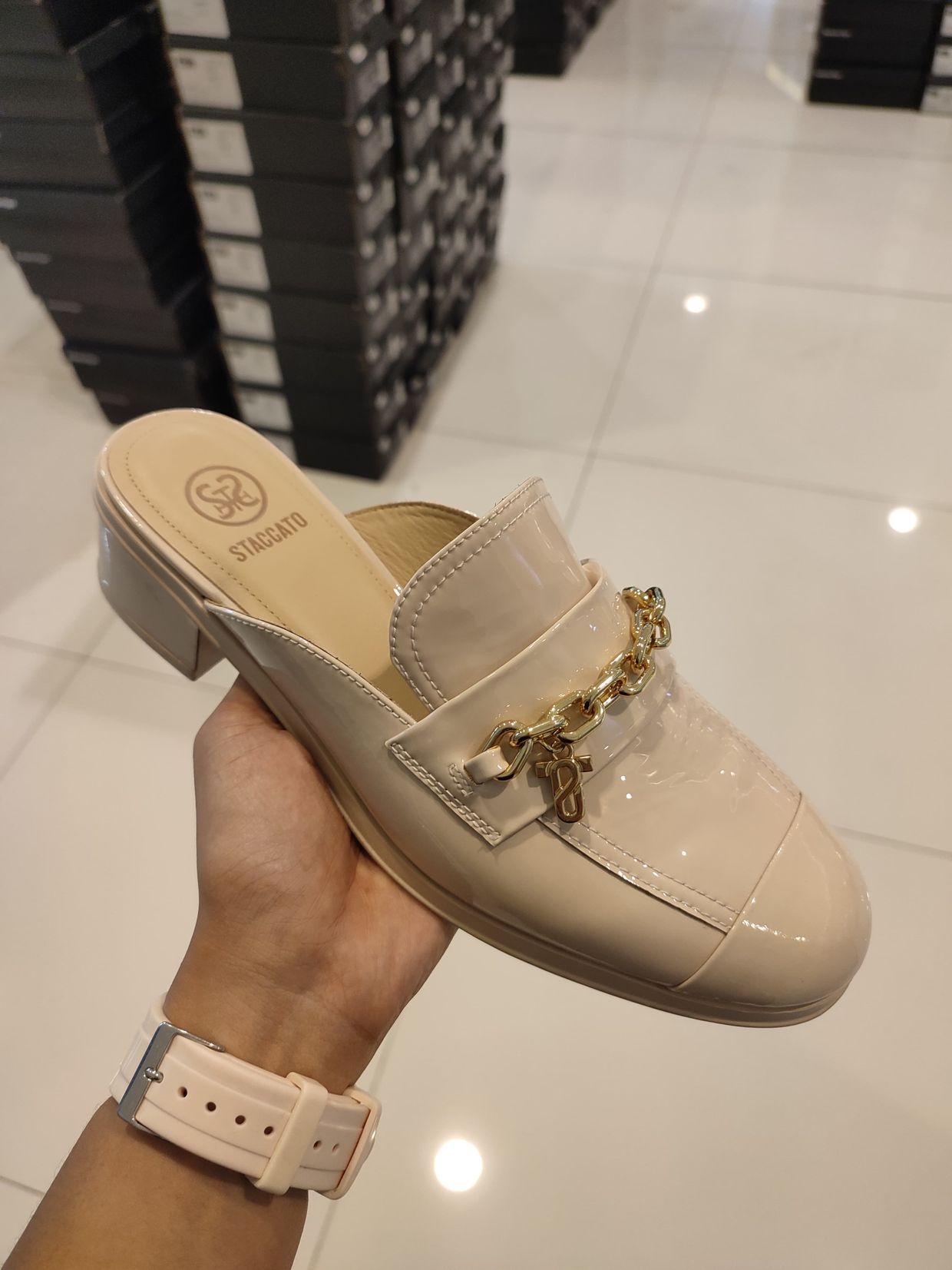 ALDO Vintage Wanita cream