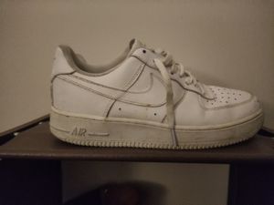 Nike Streetwear Sneakers Pria white