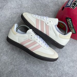 Adidas Indie Casual Sneakers Wanita white pink