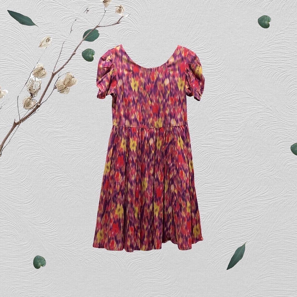 Dress colourful purple-pink Brand: Minimal Kondisi