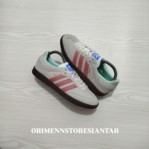Adidas Casual Sneakers Wanita red gray