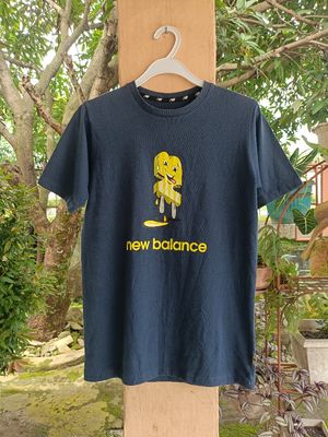 New Balance Sportswear T-shirt Pria navy