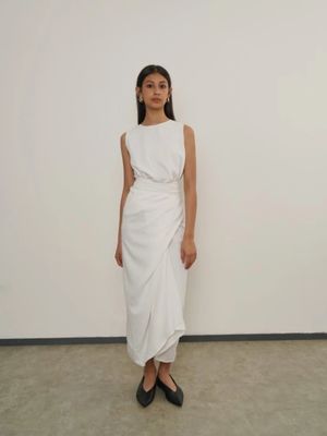 Minimalist Casual Maxi dress Wanita white