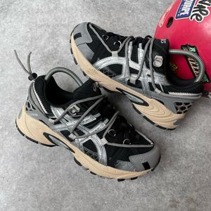 Asics Gorpcore Casual Sneakers Wanita silver black