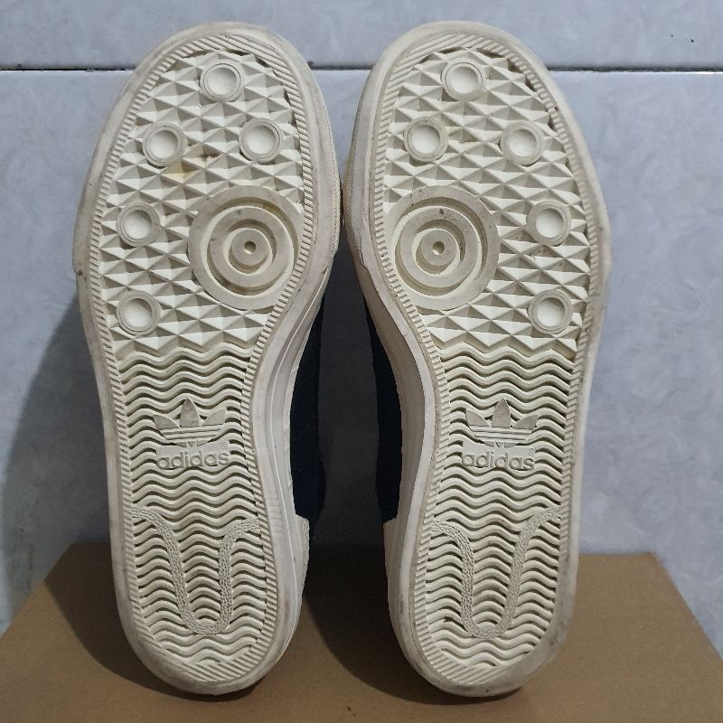 Adidas Emo Indie Sneakers Pria white black, foto 5