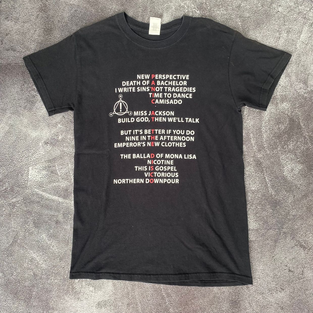 Gildan Vintage Grunge T-shirt Pria black