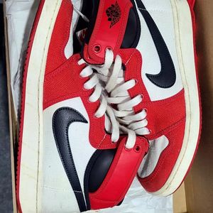 Nike Air Jordan Casual Sneakers Pria white red