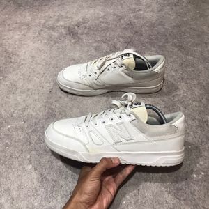 New Balance Casual Sneakers Pria white