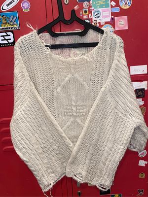 Vintage Sweater Wanita cream