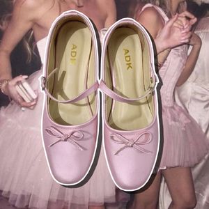 Lolita Coquette Heels Wanita pink