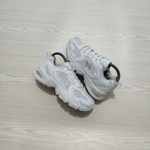 New Balance Casual Sneakers Wanita white