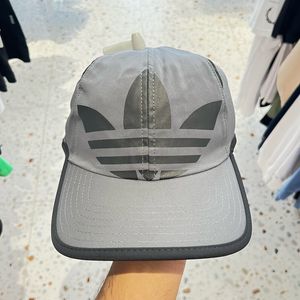 Adidas Sportswear Casual Hat Pria white black