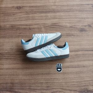 Adidas Casual Sneakers Wanita white blue
