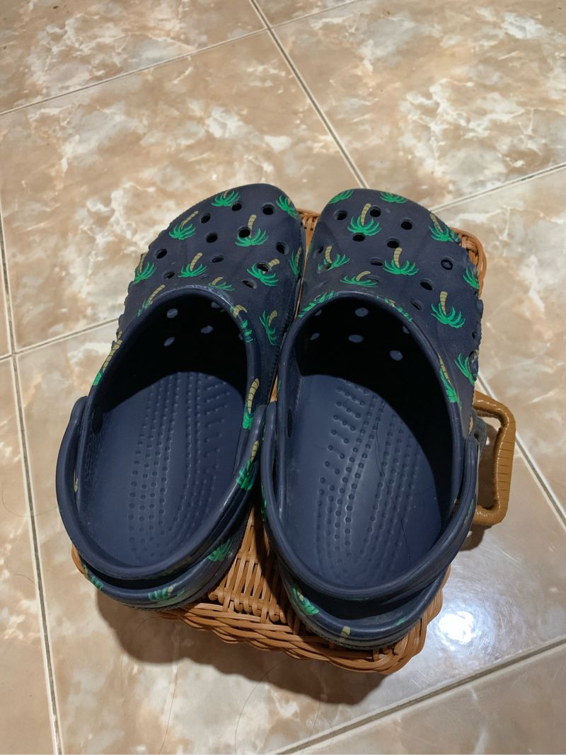 Crocs Casual Sandals & slide Pria navy, foto 4