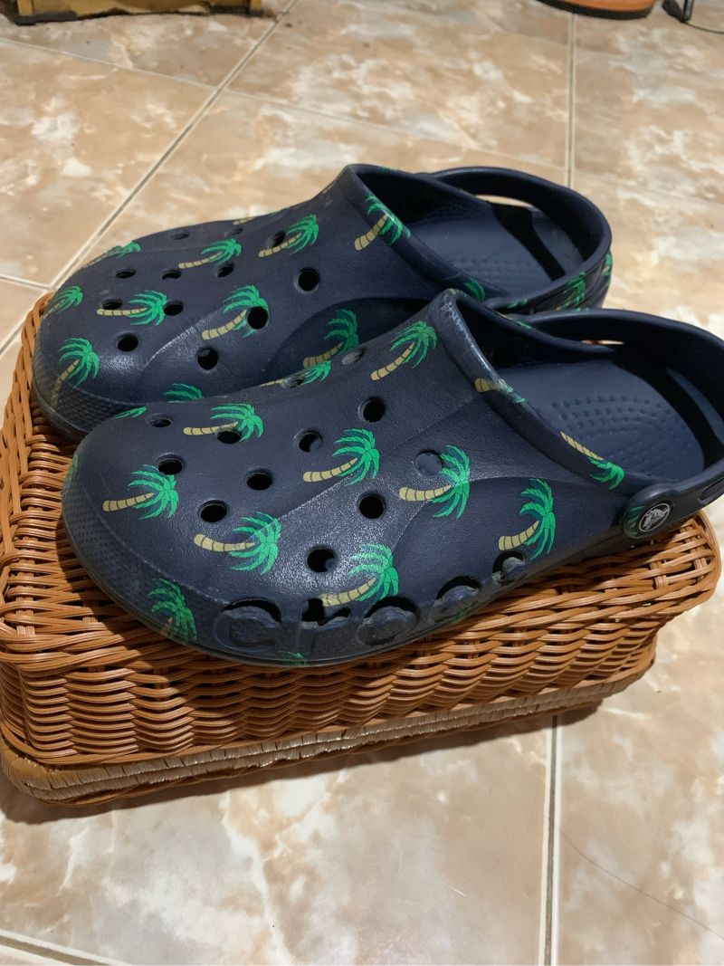 Crocs Casual Sandals & slide Pria navy, foto 2
