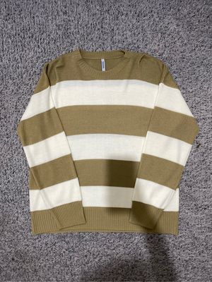 Casual Sweater Wanita cream