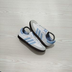 Adidas Casual Sneakers Pria white blue