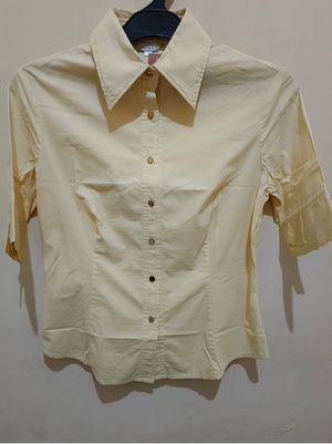 Vintage Shirt Wanita cream