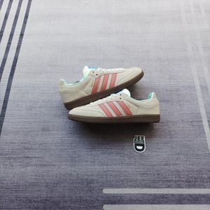 Adidas Casual Sneakers Wanita white pink