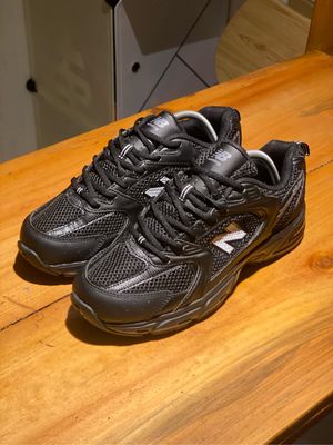 New Balance Streetwear Sportswear Sneakers Pria black