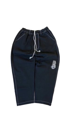 Streetwear Skater Jeans Pria white black