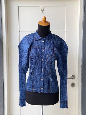 Issey Miyake Casual Shirt Wanita navy blue