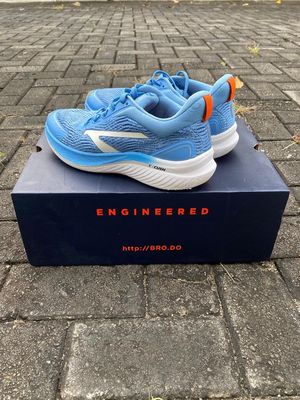 Sportswear Pria white blue