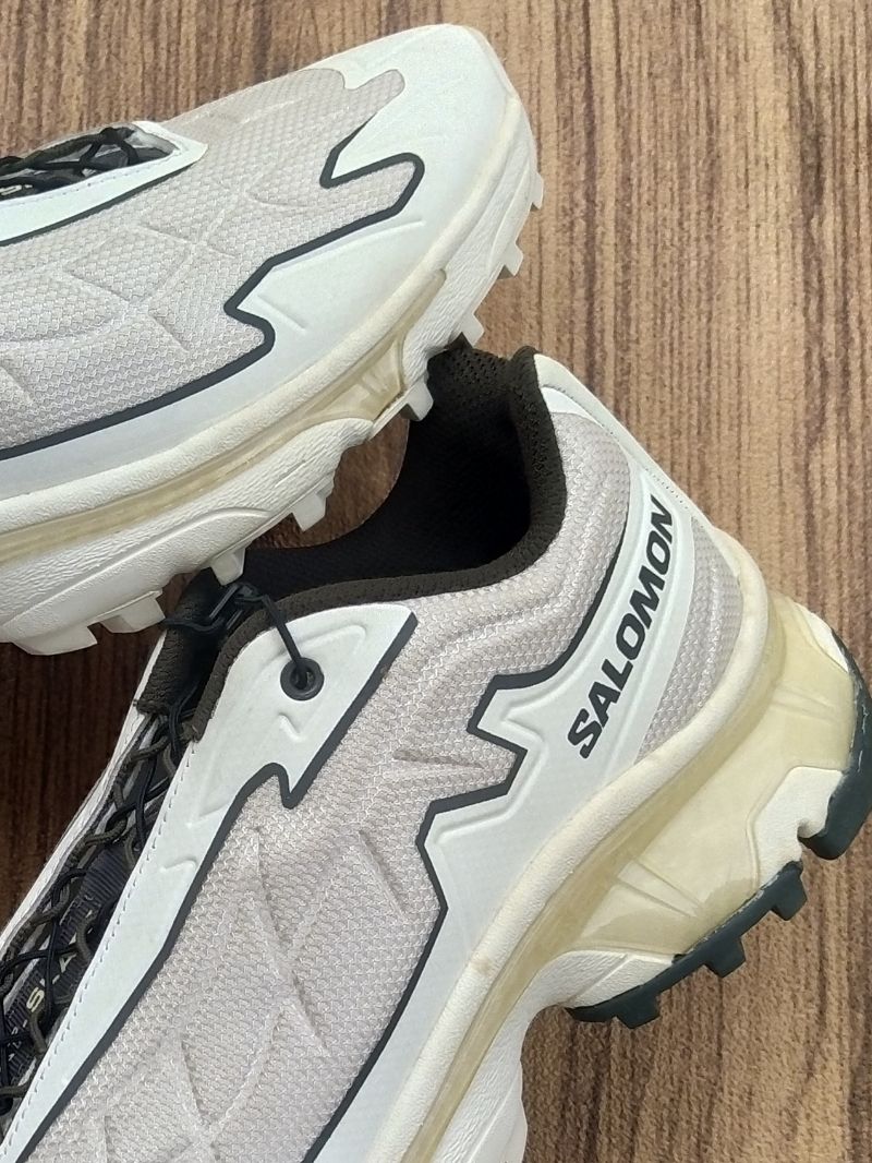 Salomon Gorpcore Casual Sneakers Pria silver white, foto 2